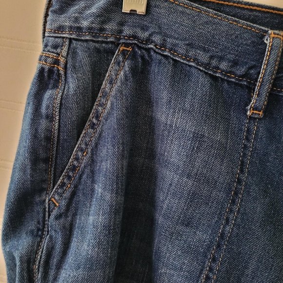 Old Navy Womens Boyfriend Jean Shorts Size 6 Blue Cuffed Denim Cotton - Picture 2 of 5